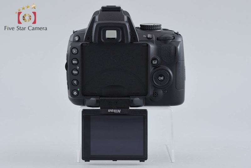 "Shutter count 2,011" Nikon D5000 12.3 MP DSLR Camera 18-55 VR Lens