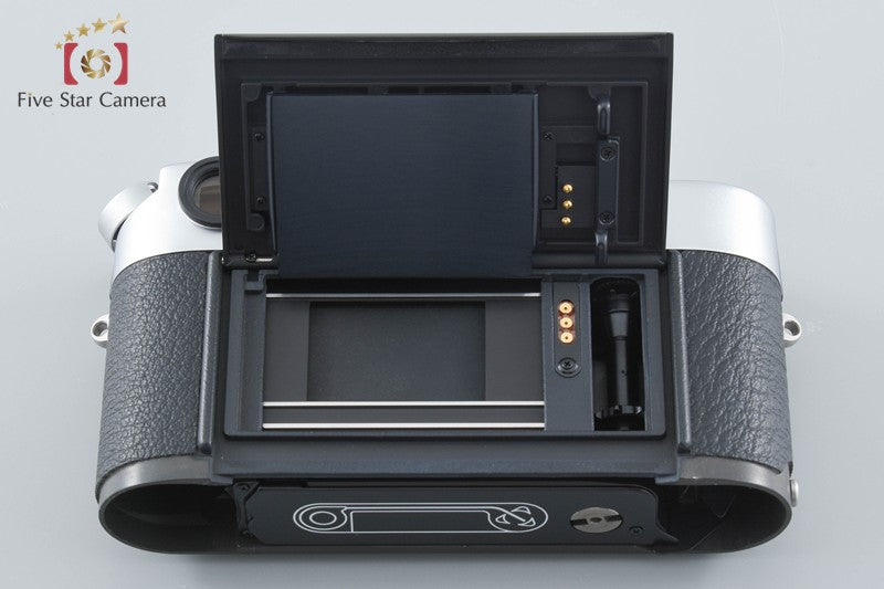 Leica M6 Chrome 35mm Rangefinder Film Camera Body
