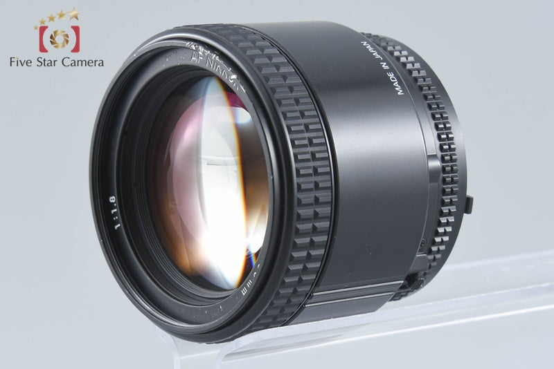Nikon AF NIKKOR 85mm f/1.8 from Japan