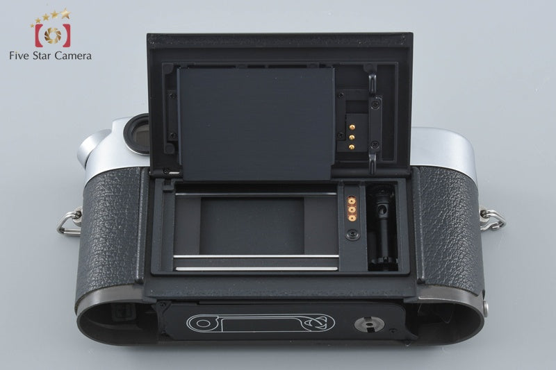 Leica M6 Chrome 35mm Rangefinder Film Camera Body