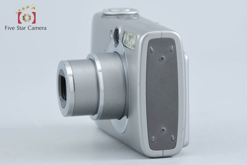 Canon IXY Digital 600 7.1 MP Digital Camera