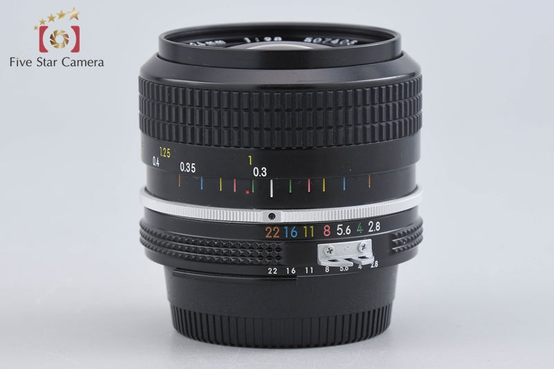 Nikon Ai NIKKOR 24mm f/2.8