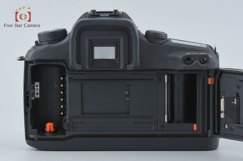 Canon EOS 7s 35mm SLR Film Camera Body