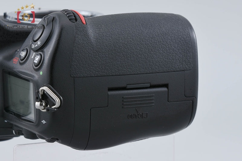Nikon D700 12.1 MP Full Frame Digital SLR Camera Body w/ Box