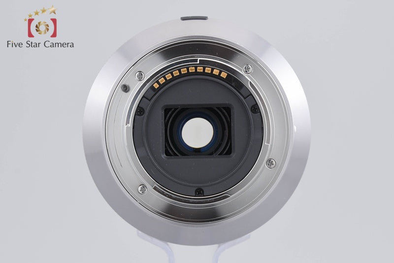 SONY E 18-200mm f/3.5-6.3 OSS SEL18200 Silver