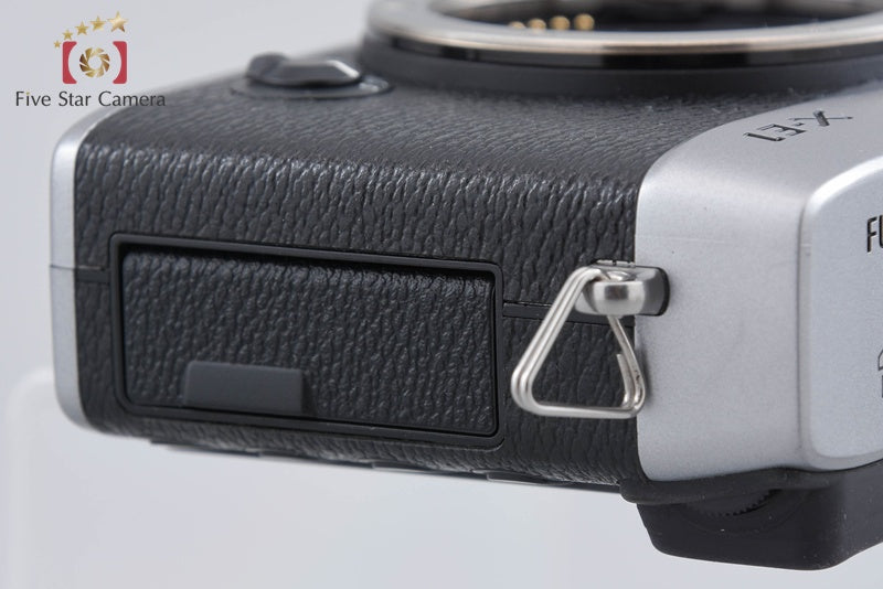 Fujifilm X-E1 Silver 16.3 MP Digital Mirrorless Camera Body