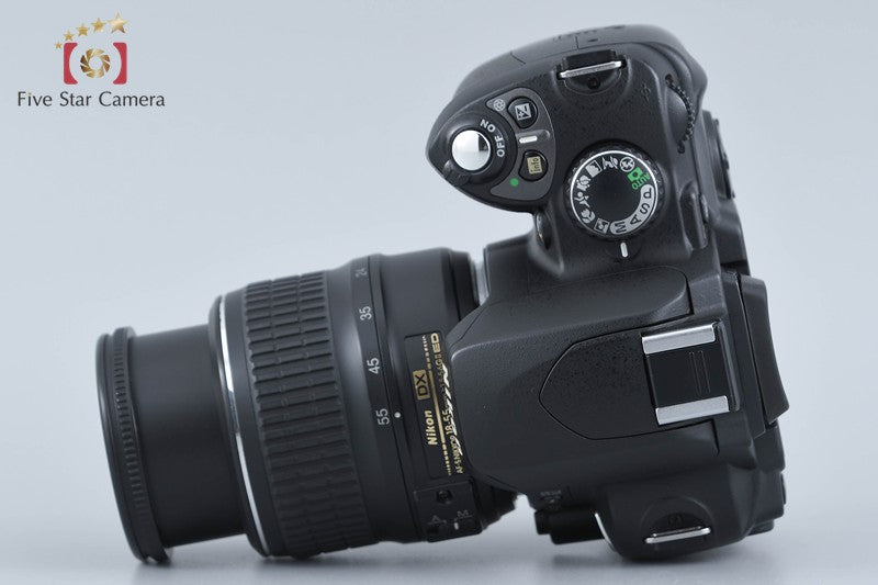 Nikon D40 Black 6.1 MP Digital SLR Camera 18-55 Lens