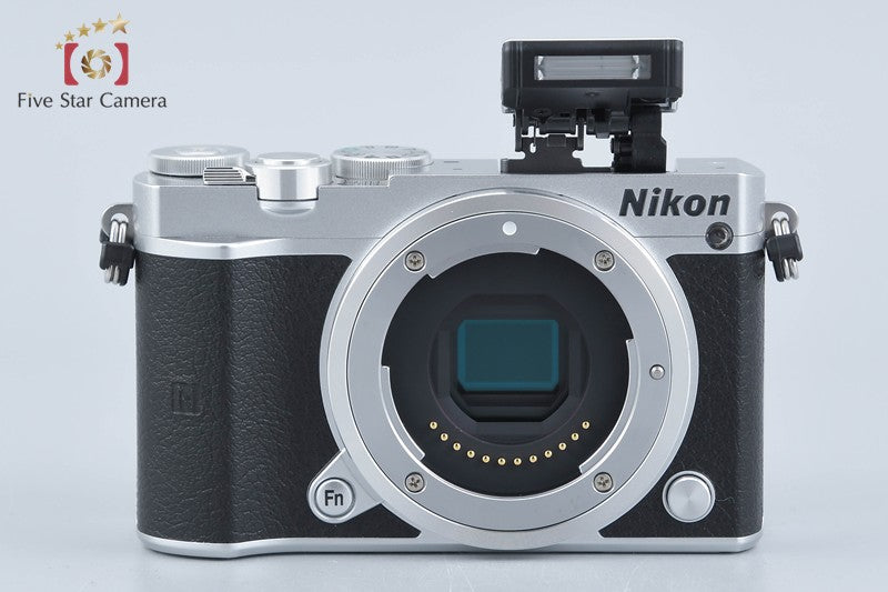 "Shutter count 1,277" Nikon 1 J5 Silver 20.8 MP Digital Camera 10-30 Lens w/ Box