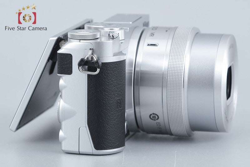 "Shutter count 1,277" Nikon 1 J5 Silver 20.8 MP Digital Camera 10-30 Lens w/ Box