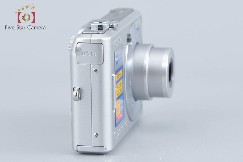 Sony Cyber-Shot DSC-W30 Silver 6.0 MP Digital Camera [Japanese Language Only]