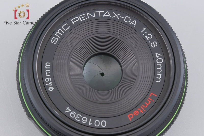 PENTAX SMC DA 40mm f/2.8 Limited Black w/ Box