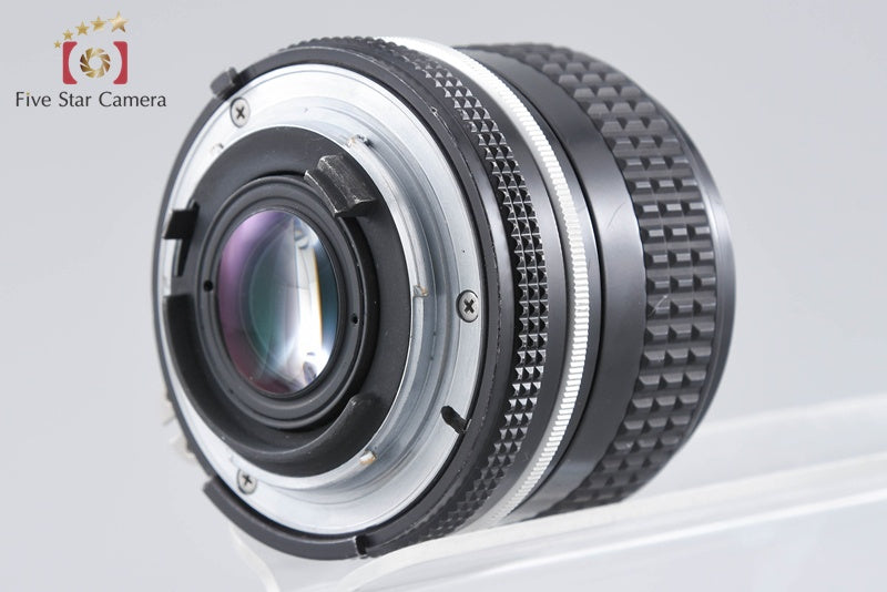 Nikon Ai NIKKOR 24mm f/2.8