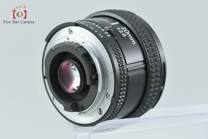 Nikon AF NIKKOR 20mm f/2.8