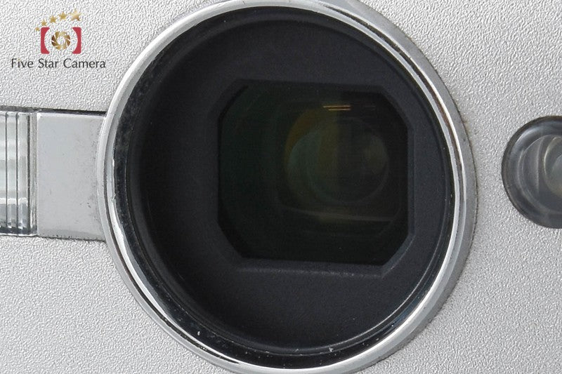 Nikon COOLPIX S5 Gloss Silver 6.0 MP Digital Camera