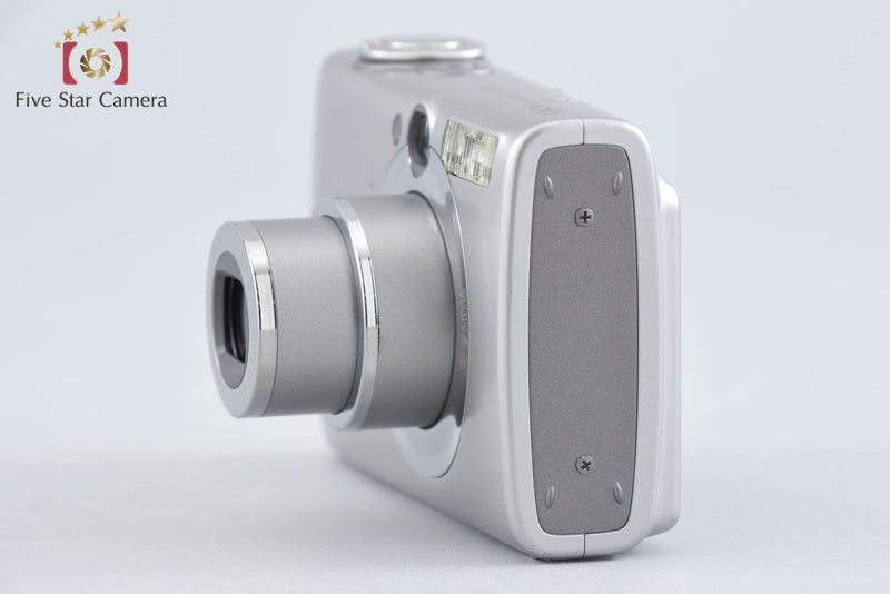 Canon IXY Digital 700 Silver Gray 7.1 MP Digital Camera