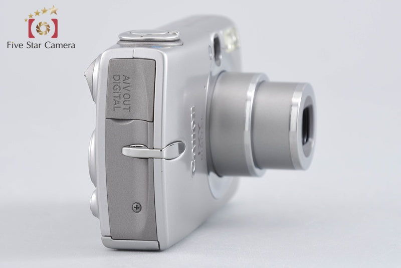 Canon IXY Digital 700 Silver Gray 7.1 MP Digital Camera
