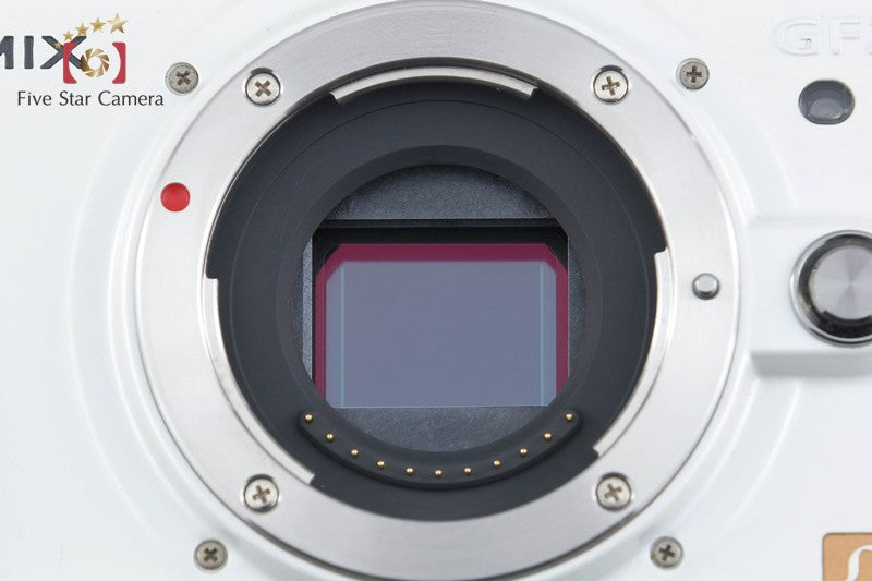 Panasonic LUMIX DMC-GF2 White LUMIX G VARIO 14-42 Lens [Japanese Language Only]