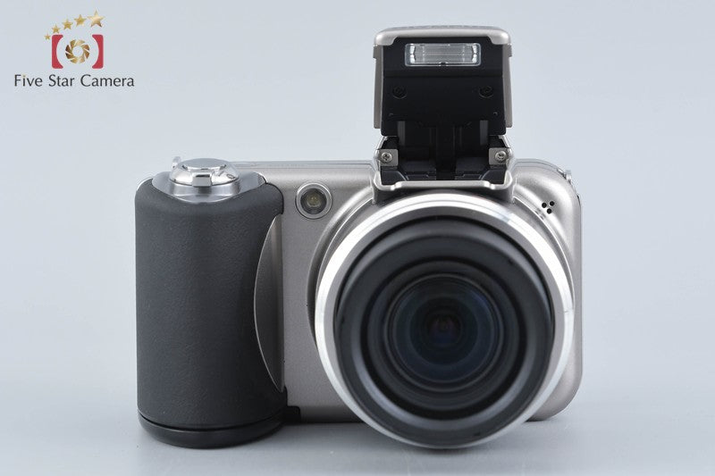 Olympus SP-600UZ 12.0 MP Digital Camera