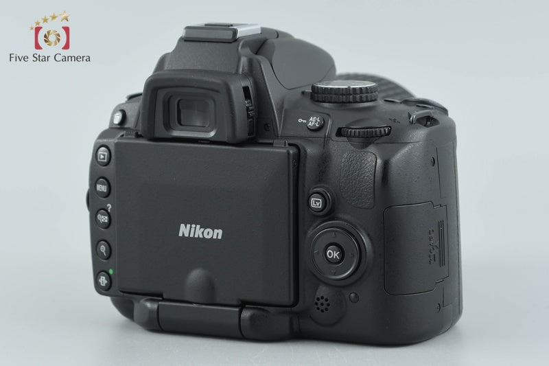 Nikon D5000 12.3 MP DSLR Camera 18-55 55-200 VR Lenses