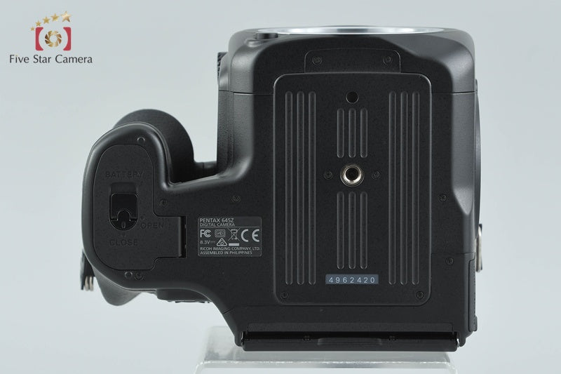 "Count 2,271" PENTAX 645Z 51.4 MP Medium Format Digital Camera Body