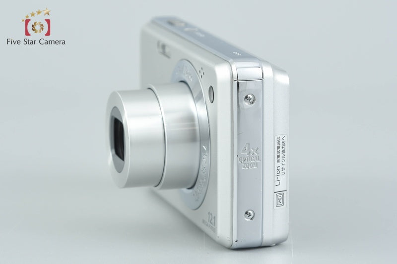Sony Cyber-Shot DSC-W220 Silver 12.1 MP Digital Camera [Japanese Language Only]