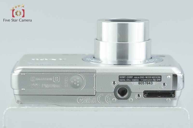 Sony Cyber-Shot DSC-W220 Silver 12.1 MP Digital Camera [Japanese Language Only]