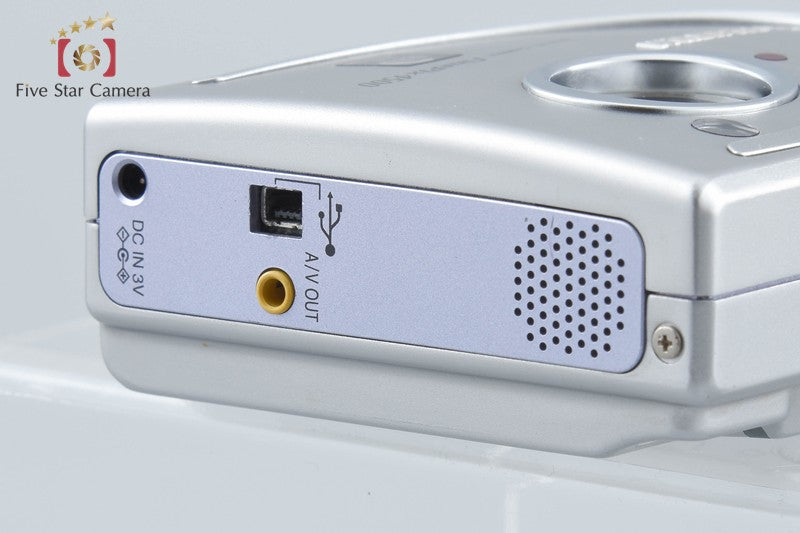 Fujifilm FinePix 4500 Silver 2.4 MP Digital Camera [Japanese Language Only]