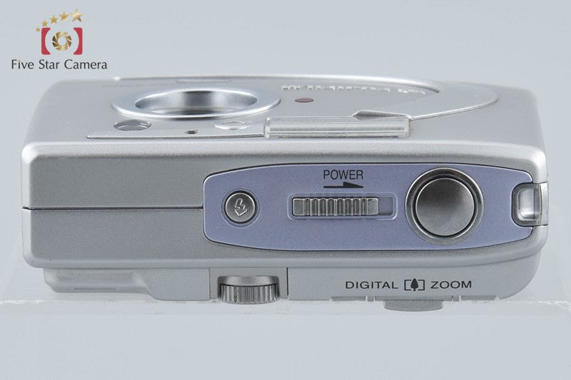 Fujifilm FinePix 4500 Silver 2.4 MP Digital Camera [Japanese Language Only]