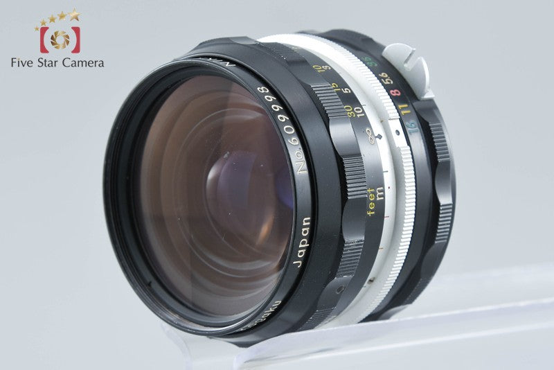Nikon NIKKOR-H Auto 28mm f/3.5 Non Ai Lens