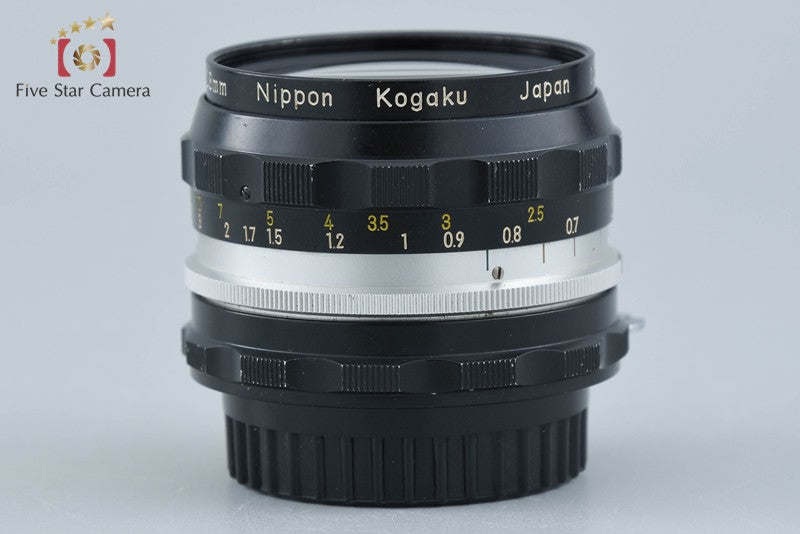 Nikon NIKKOR-H Auto 28mm f/3.5 Non Ai Lens
