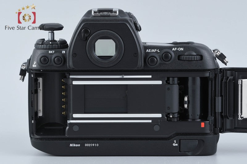 Nikon F6 35mm SLR Film Camera Body