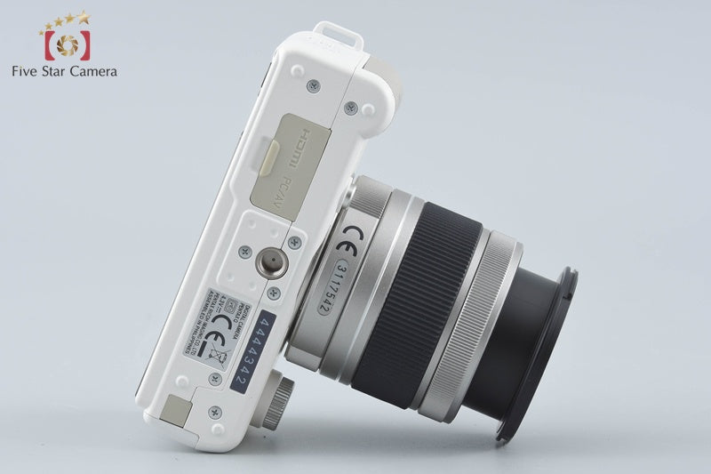 "Shutter count 37" PENTAX Q White 12.4 MP DSLR Camera 02 5-15 Lens