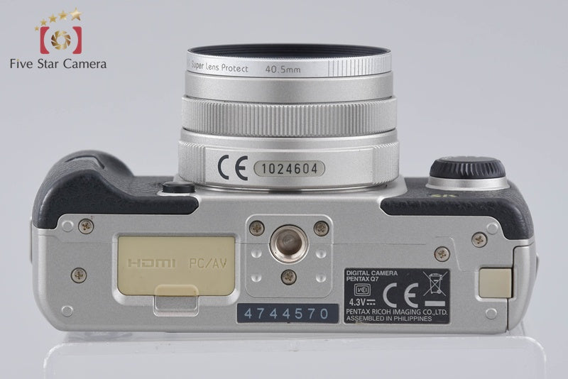 "Shutter count 2,963" PENTAX Q7 Silver 12.4 MP Digital Camera 8.5 Lens