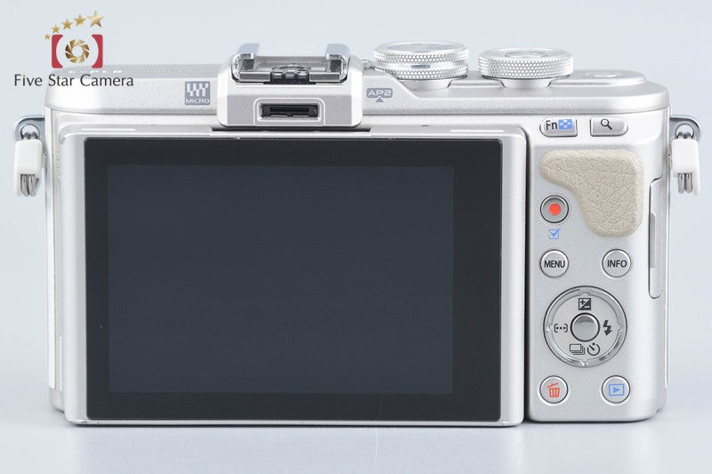 Olympus PEN E-PL8 White 16.1 MP Digital Camera 14-42 40-150 Lenses