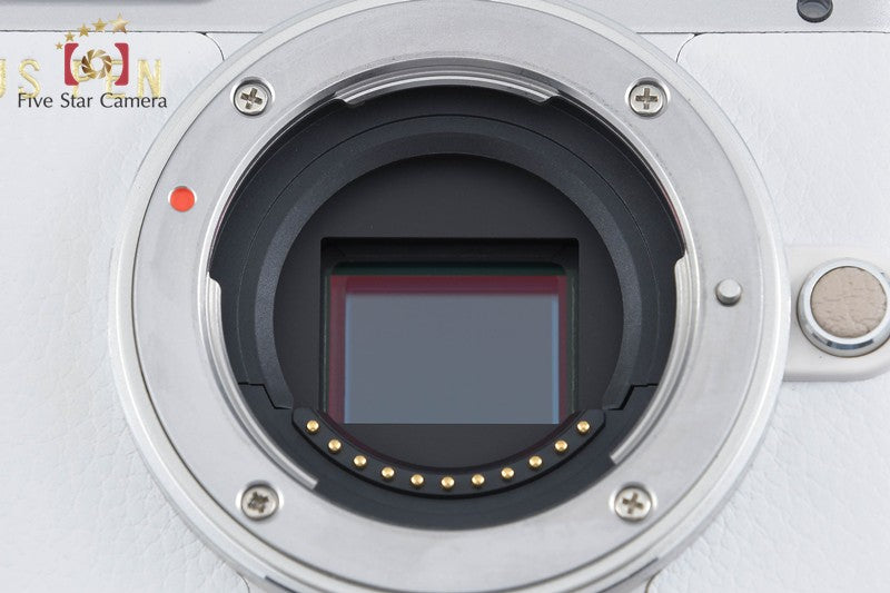 Olympus PEN E-PL8 White 16.1 MP Digital Camera 14-42 40-150 Lenses