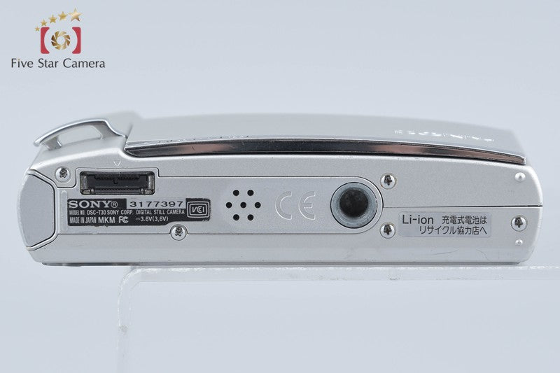 Sony Cyber-shot DSC-T30 Silver 7.2 MP Digital Camera [Japanese Language Only]