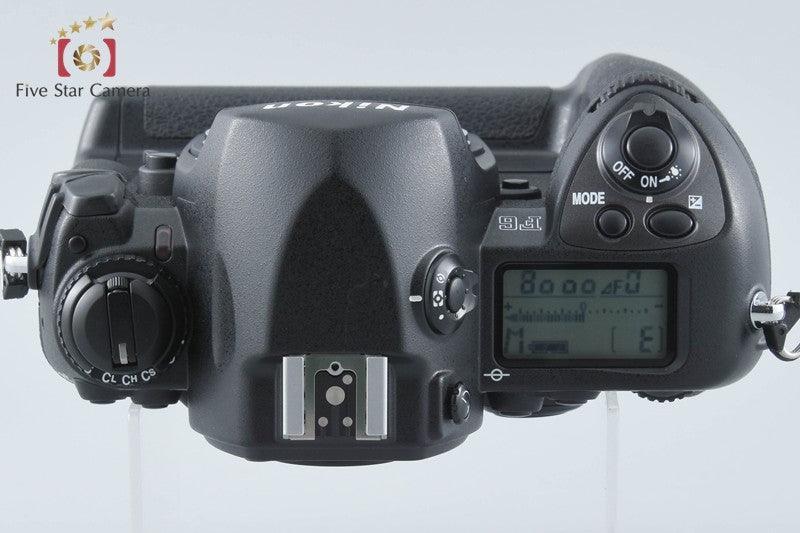 Nikon F6 35mm SLR Film Camera Body + MB-40 Battery Grip
