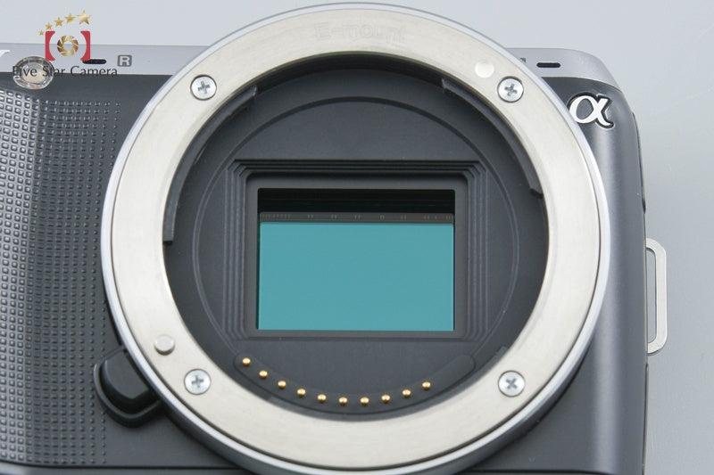 "Count 1,747" Sony α NEX-C3 Black 16.2 MP 16-50 Lens [Japanese Language Only]