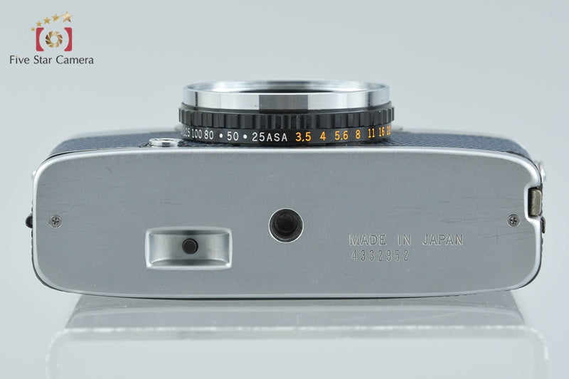 Olympus PEN EE-3 Navy 35mm Half Frame Film Camera D.Zuiko 28mm f/3.5