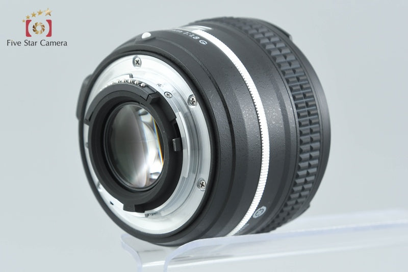 Nikon AF-S NIKKOR 50mm f/1.8 G Special Edition