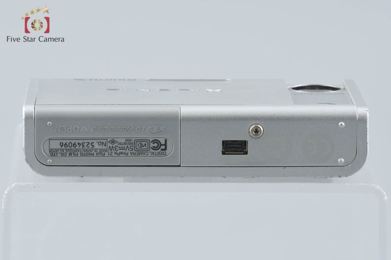 Fujifilm FinePix Z1 Silver 5.1 MP Digital Camera
