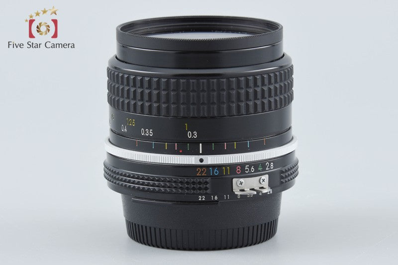 Nikon Ai NIKKOR 24mm f/2.8