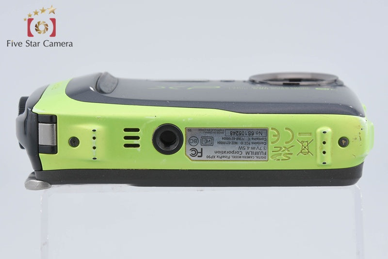 Fujifilm FINEPIX XP90 Lime 16.4 MP Digital Camera