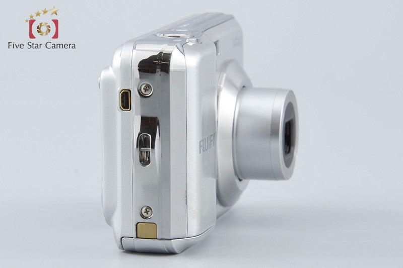 Fujifilm FinePix AV150 14.0 MP Digital Camera