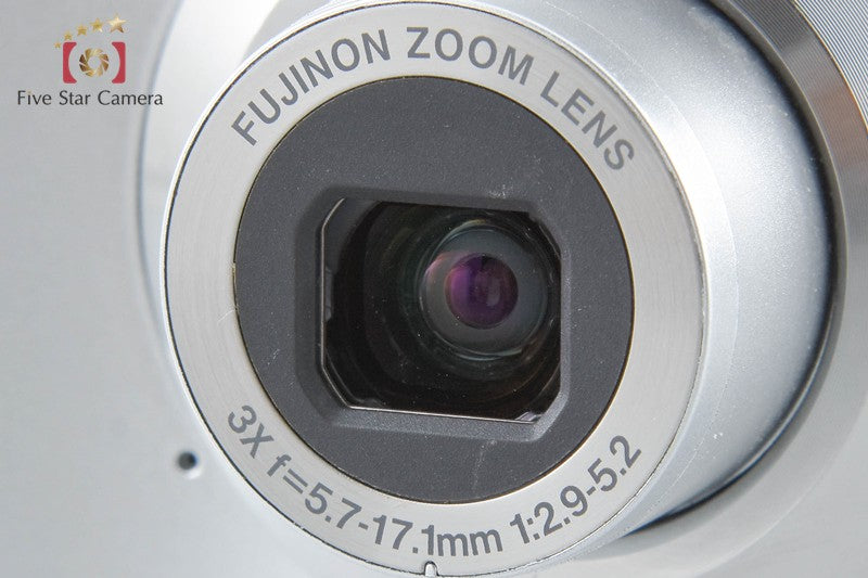 Fujifilm FinePix AV150 14.0 MP Digital Camera