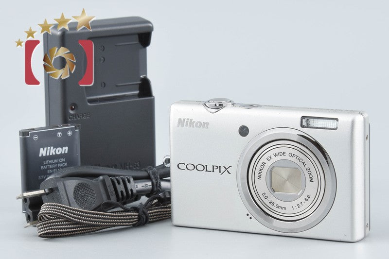 Nikon COOLPIX S570 Silver 12.0 MP Digital Camera