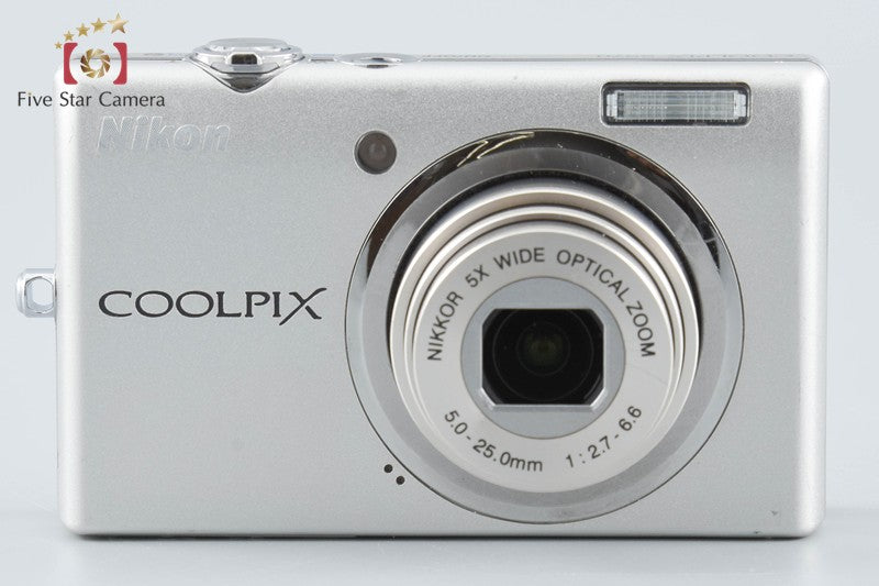 Nikon COOLPIX S570 Silver 12.0 MP Digital Camera