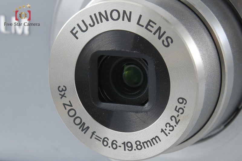 Fujifilm FINEPIX JV100 Silver 12.0 MP Digital Camera