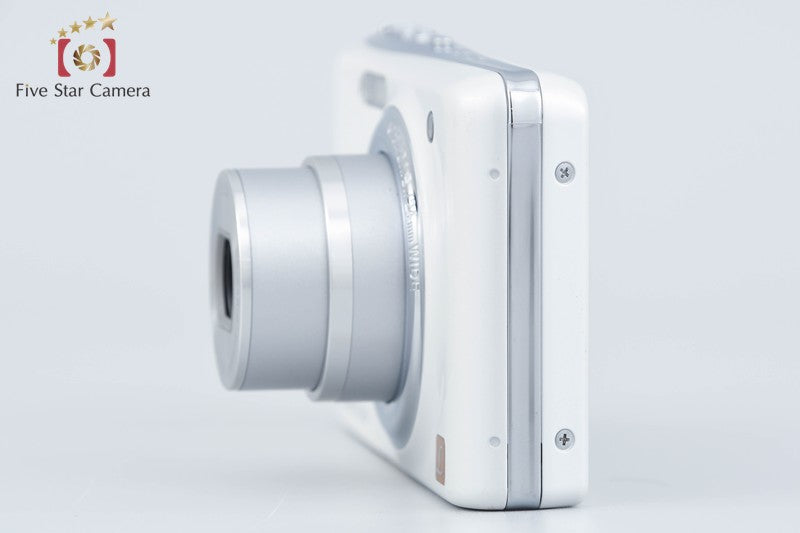 Panasonic LUMIX DMC-FX77 White 12.1 MP Digital Camera [Japanese Language Only]