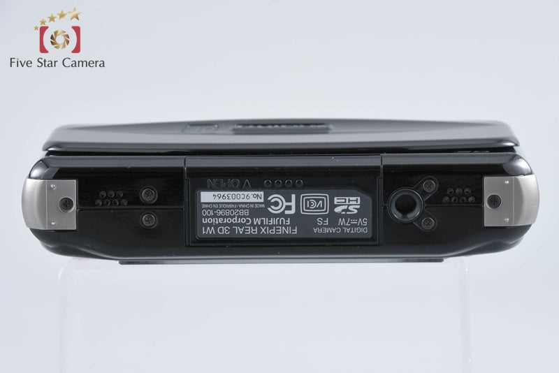 Fujifilm FinePix REAL 3D W1 10.0 MP Digital Camera